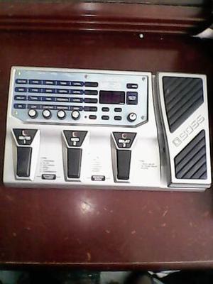 Pedalera Boss Me-20