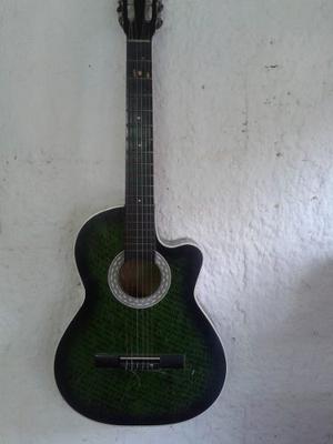 Guitarra Colombiana En Muy Buenisimas Condiciones Oferta