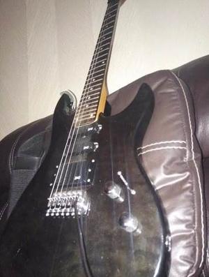 Guitarra Electrica Palmer Deluxe Pro Con Amplificador Fender