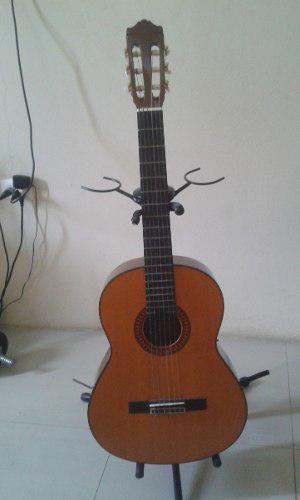 Guitarra Yamaha C80 Como Nueva Original + Atril O Paral