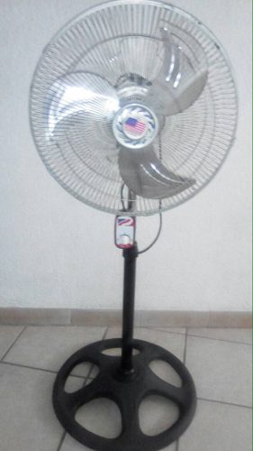 Ventilador Marca Americana Usado.