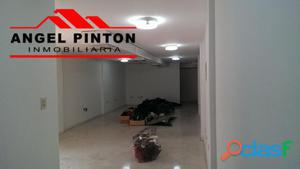 LOCAL COMERCIAL VENTA AV LAS DELICIAS MARACAIBO API 1067