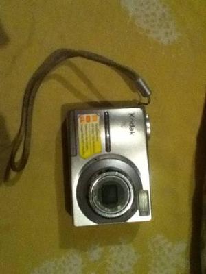 Camara Kodak C1013 + Estuche