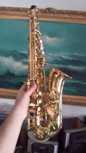 Saxofón Alto