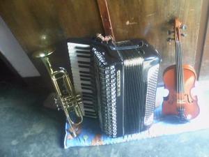 Trompeta, Acordeon Hohner 120bajos, Y Violin