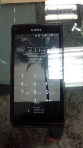 Telefono Sony Xperia L