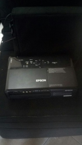Video Beam Epson S5 Powerlite Con Pantalla