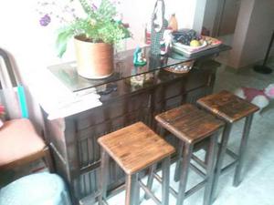 Bar De Madera