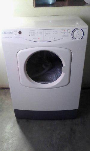 Secadora Electrolux 6100 (Luz 220)