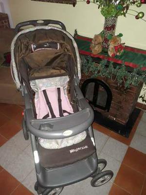 Combo De Coche Y Porta Bebé Masterkids Con Poco Uso