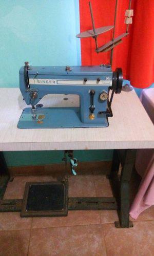 Maquina De Coser Industrial Singer Modelo 20u Usada Con Mes