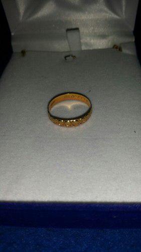 Anillo De Matrimonio En Venta Ro 18k Pesa 2.3 Gramos