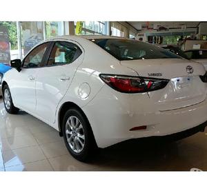 Toyota Yaris Sedán Premium 2014 SINCR.