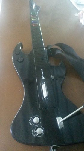 Guitarra Para Wii/ Ps2/ Xbox Marca Tonas