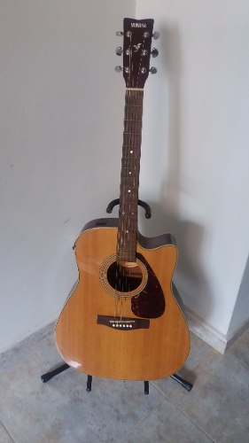 Guitarra Electroacústica Yamaha Fx370c Con Base Y Caja