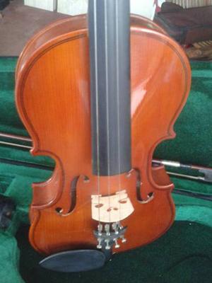 Violin Giuseppi 4/4 Con Estuche Y Arco Tipo Cremona.