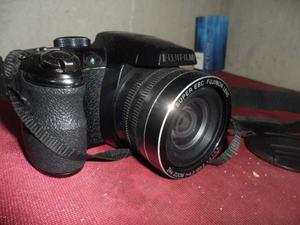 Camara Fujifilm S Semiprofesional 14mp 24x Zoom