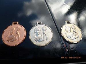 Medallas Victoria Alto Relieve Oro Plata Y Bronce