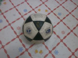 Balón De Futbolito / Fútbol Marca Tamanaco Nro 3 (usado)