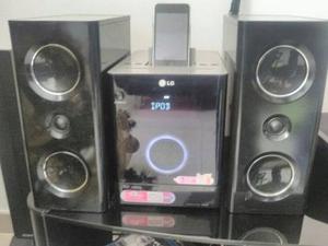 Se Vende Equipo De Sonido Lg (ipod, Portable, Radio, Cd,usb)
