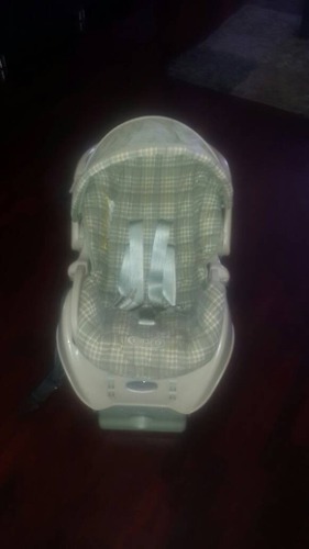 Asiento Porta Bebe Para Carro Marca Graco Unicex