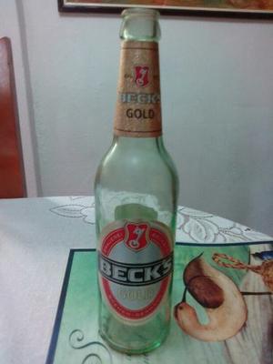Botella De Cerveza Alemana Beck