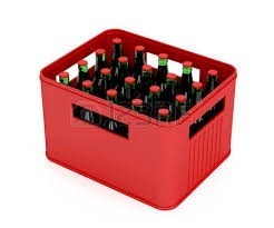Cajas De Cervezas Con Sus Botellas Completas Vacía