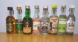 Coleccion De Botellas Miniatura De 28 Unidades