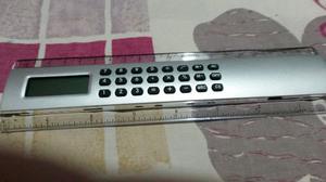 Se Vende Regla Calculadora Color Plata, Nueva En Su Caja.