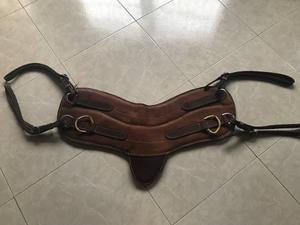 Peto O Pechera De Cuero Para Caballo De Coleo