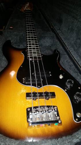 Bajo Electrico Yamaha Bb Reloaded