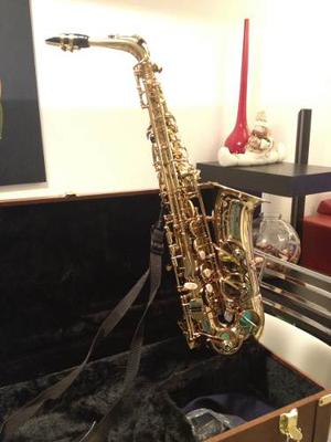 Saxofón Maxtone 250