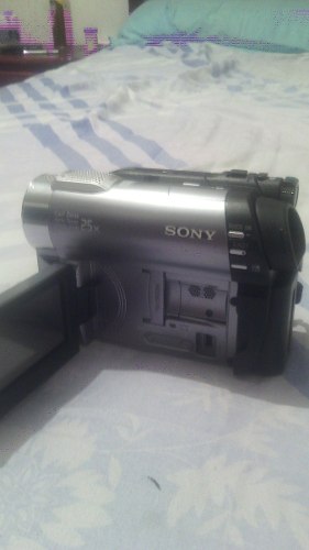 Handicam Sony Dcrdvd710