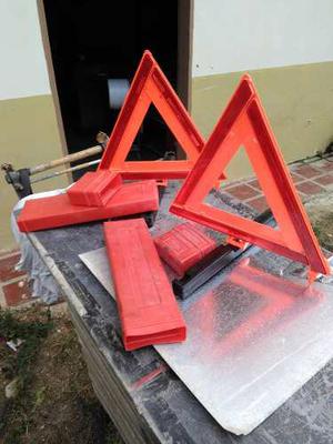 Triángulos De Seguridad
