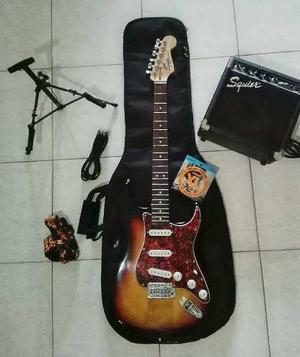 Guitarra Electrica Fender Squier Strat Con Amplificador
