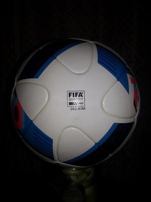 Balón Oficial adidas Clase A Eurocopa 