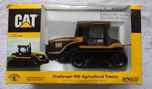 Caterpilar Challenger 95e Agricultural Tractor 1:32 Scale