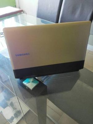 Laptop Samsung I3 6 Gb De Ram 2.4 Ghz