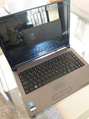 Laptop Siragon Como Nueva 4gb Ram Procesador Amd C-60