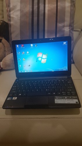 Mini Laptod Acer Aspire One D