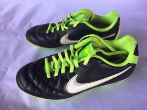 Zapatos De Fútbol Tacos Nike Modelo Tiempo