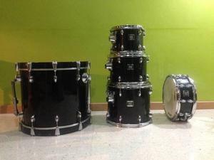 Batería Yamaha Oak Custom (5 Piezas + Herrajes) Negociable