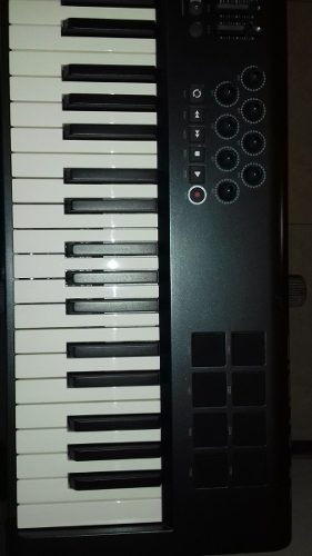 Controlador Midi Audio Axiom 61