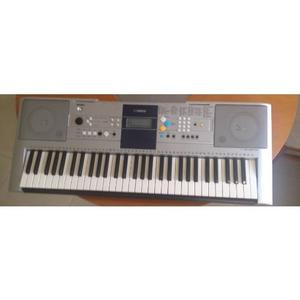 Teclado Yamaha Psr E323