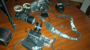 Camara Minolta Con Muchos Accesorios