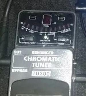 Chromatic Tuner Behringer Tu300