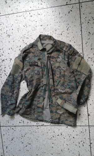 Uniformes De Airsoft Digital Deser Camo Digital