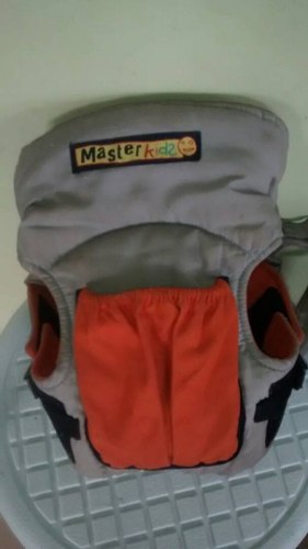 Canguro Marca Masterkids Original Y Nuevo