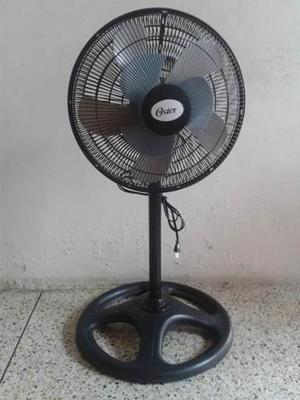 Ventilador Oster De Pedestal, 3 Velocidades, Doble Aspa