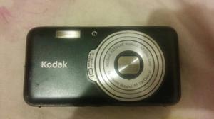 Camara Kodak Con Su Cargador Para Repuesto